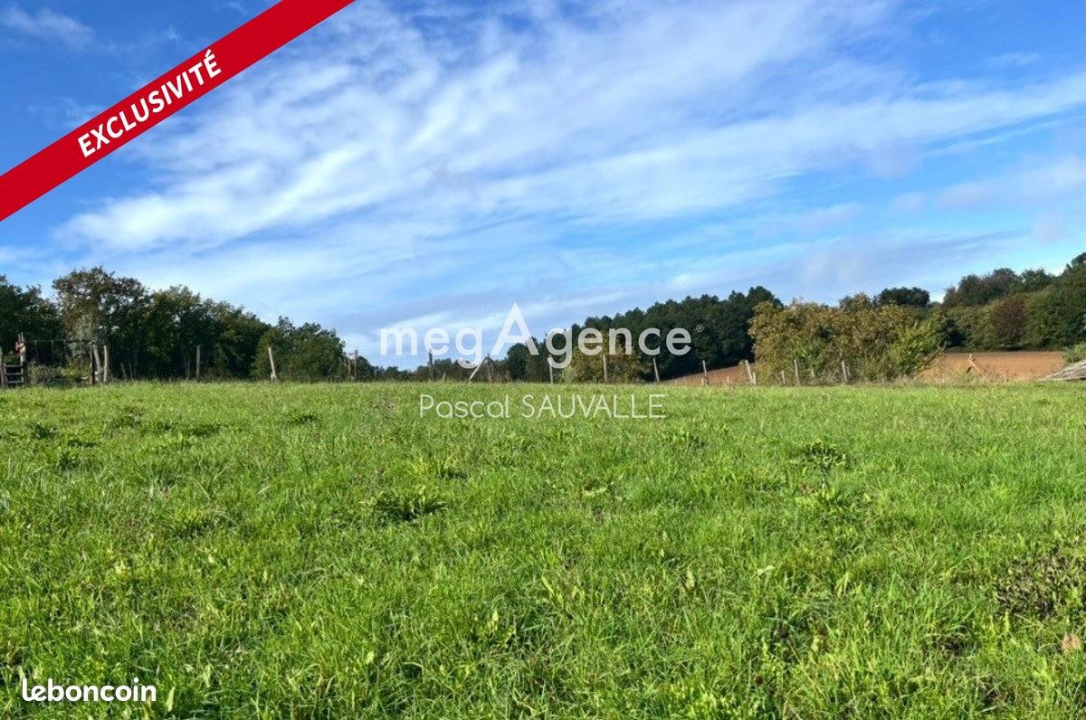 Terrain 1920 m² · à Villamblard · 1 920 m² · 44 000 €