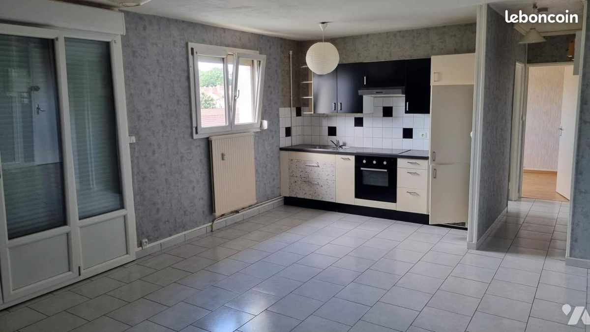 Appartement 2 pièces 43 m² · à Golbey · 43 m² · 75 000 €