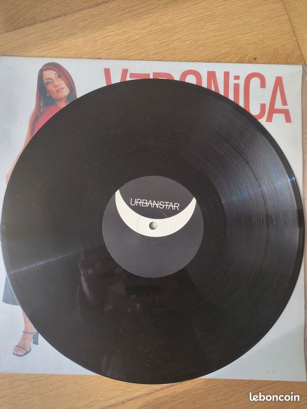 Vinyle Veronica Show Me Love (image 4)