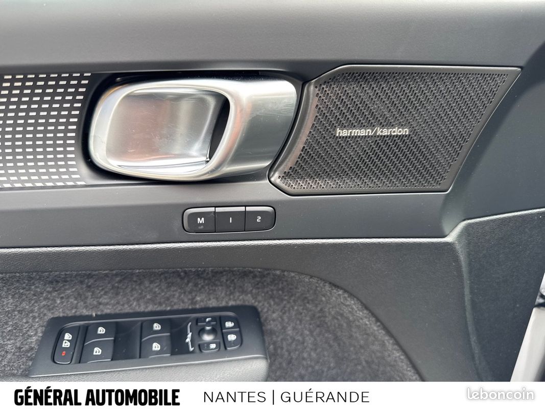 VOLVO XC40 B3 163 ch DCT7 Ultra (image 9)