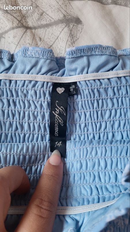 Robe à fleurs bleue à volants t42 Asos (image 7)