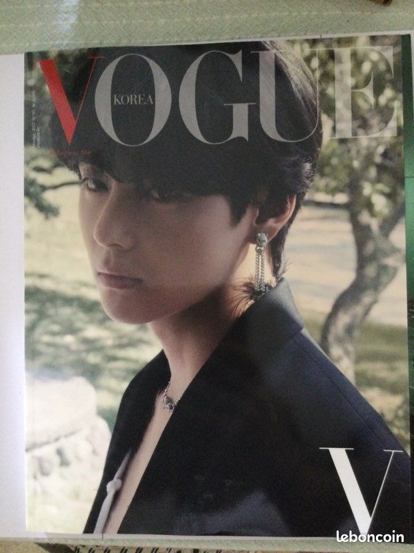 3 Magasines Vogue bts A,B,C (image 6)