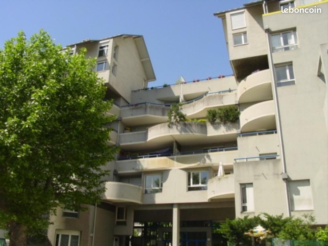 Appartement 2 pièces 53 m² · à Grenoble · 53 m² · 697 €