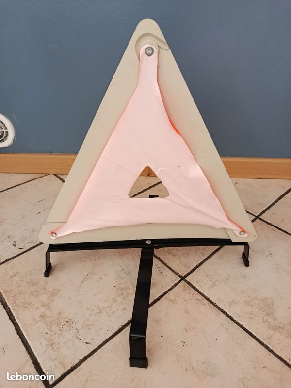 Triangle de sécurité (image 2)