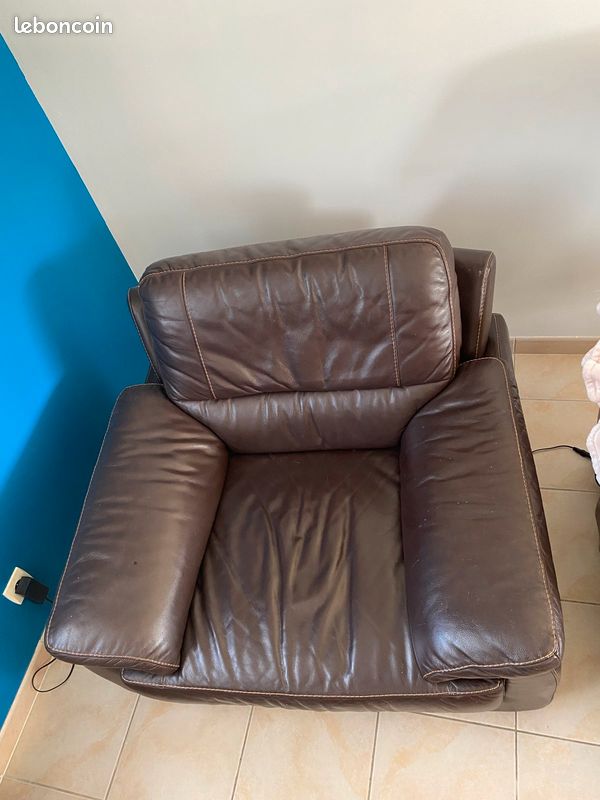 Vends canapé et fauteuil cuir marron (image 3)