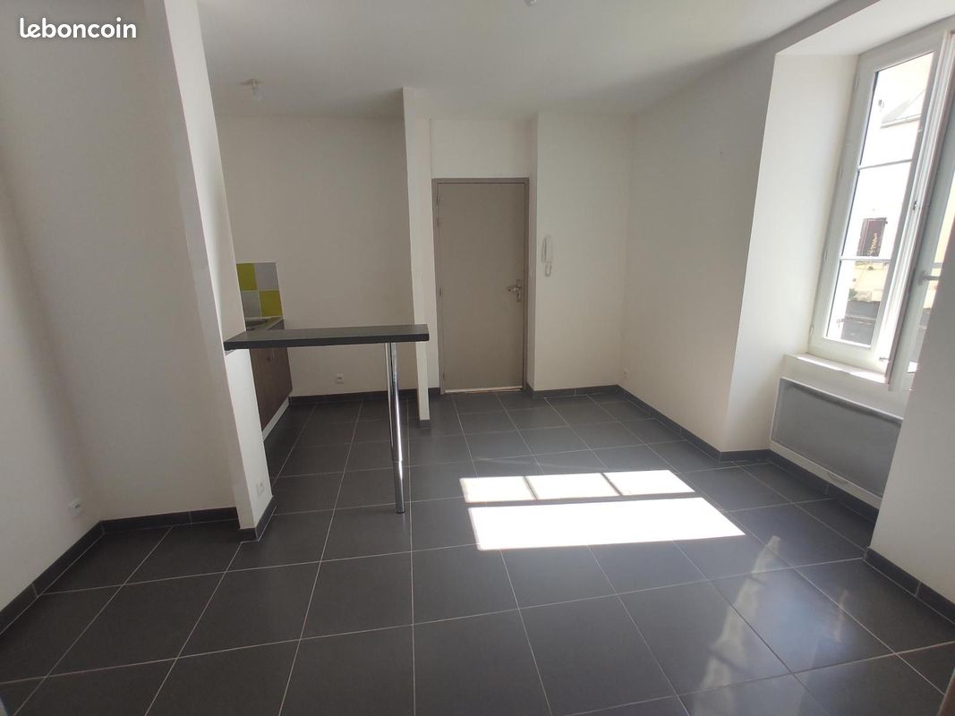 Appartement 2 pièces 27 m² · à Angers · 27 m² · 560 €