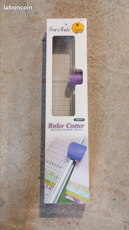 Règle cutter rotatif 70cm (image 1)