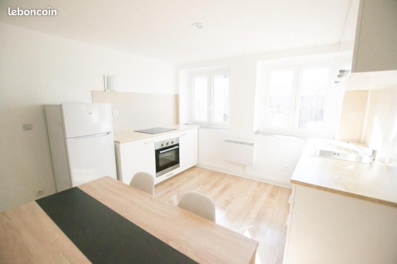 Appartement 2 pièces 28 m² · à Saint-Étienne · 28 m² · 420 €/mois
