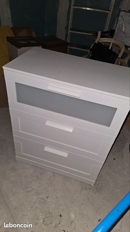 Commode 3 tiroirs IKEA Brimnes blanche avec tiroir vitré (image 2)