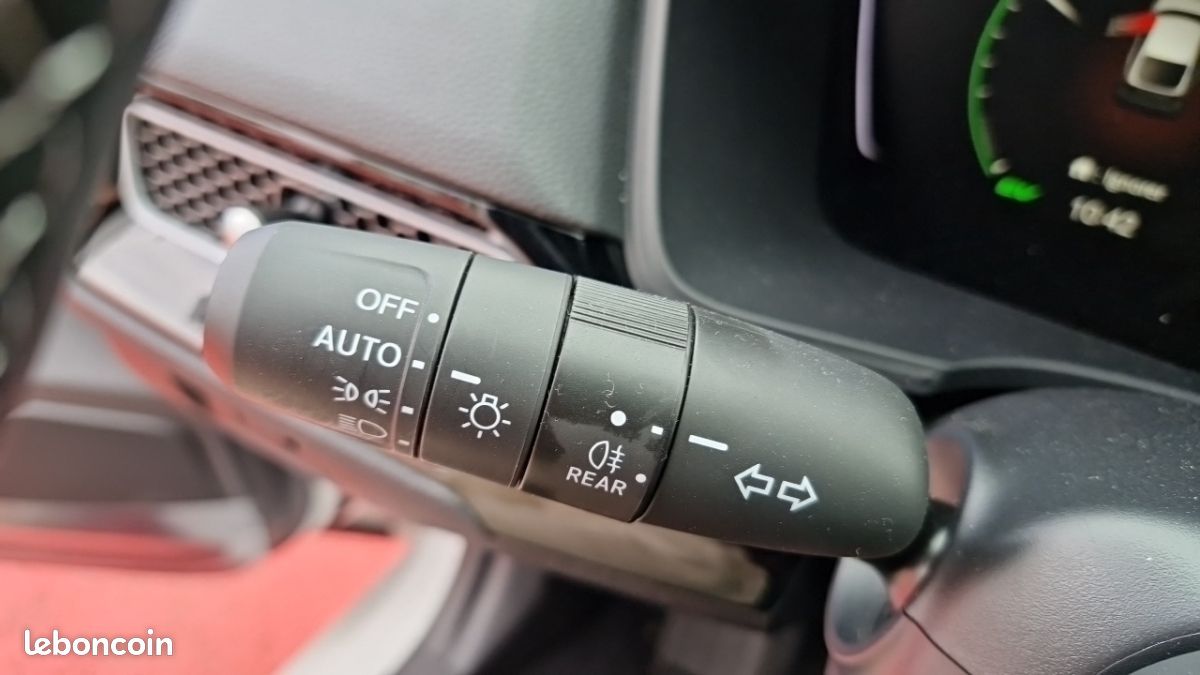 Honda Civic XI 2.0 i-MMD Executive (image 21)