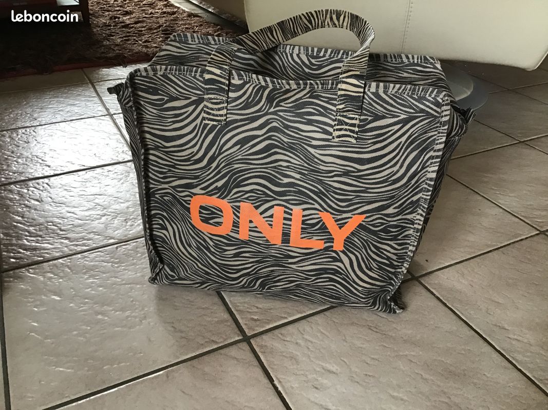 Sac ONLY avec soufflets et fermeture éclair (image 1)