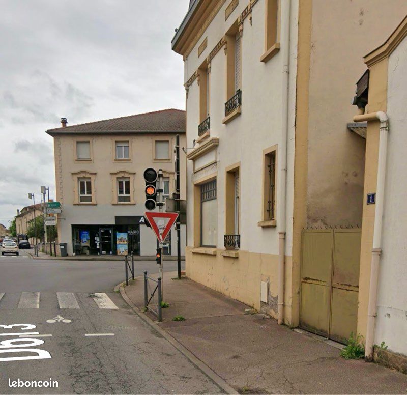 Local commercial (image 4)
