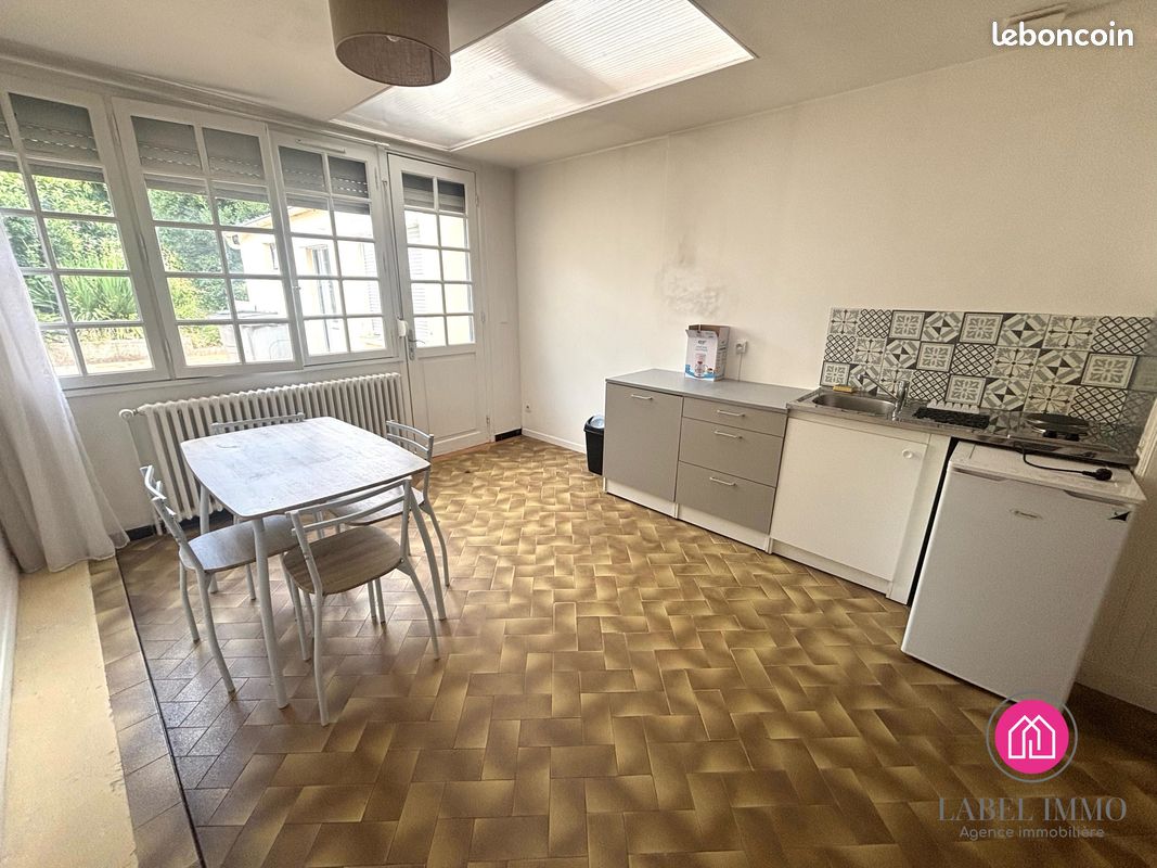 Appartement 1 pièce 31 m² · à Valenciennes · 31 m² · 500 €