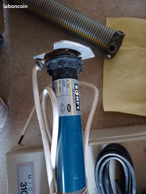 Moteur Somfy Aries 4/14 (4 Nm) - Volet roulant / Store (image 1)