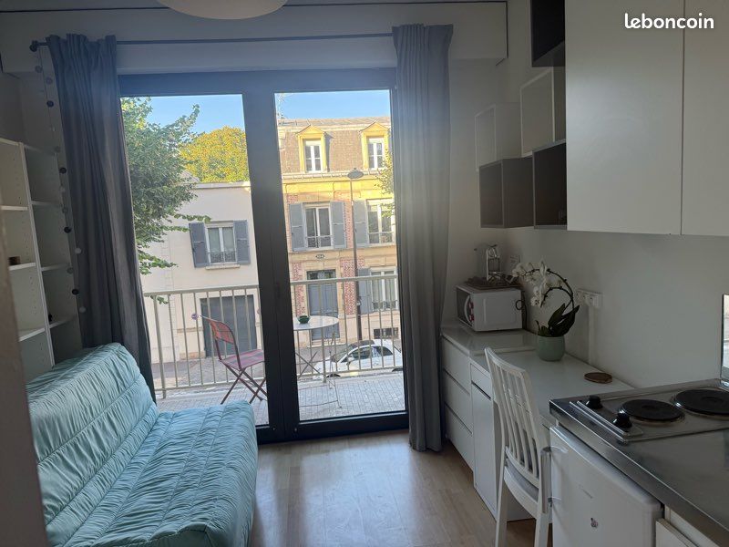 Appartement 1 pièce 12 m² · à Neuilly-sur-Seine · 12 m² · 810 €/mois
