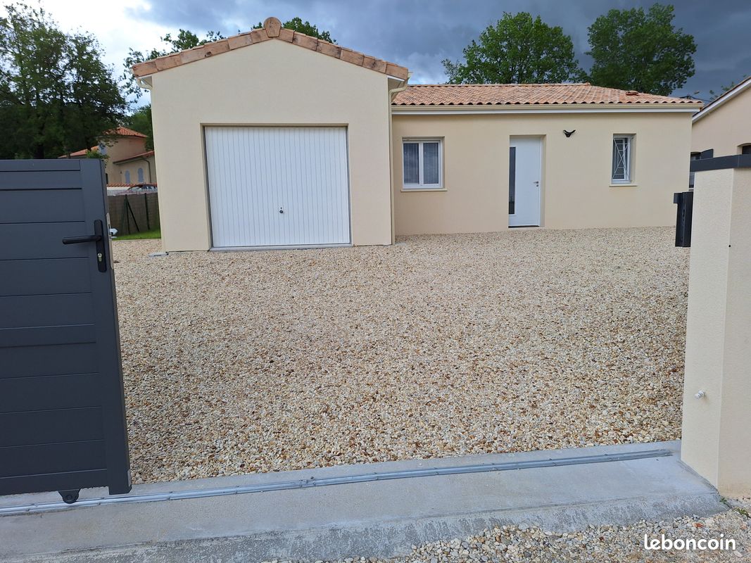 Maison 4 pièces 89 m² · à La Couronne · 89 m² · 1 040 €
