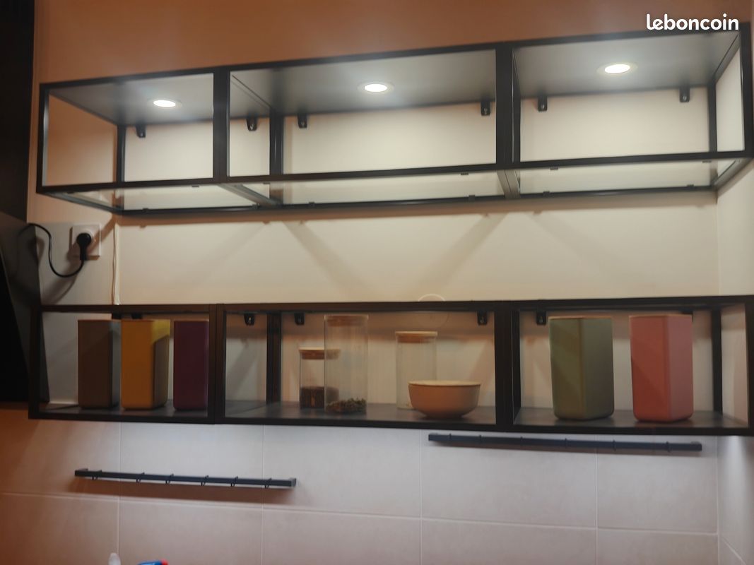 Étagère vitrée avec led intégrée (image 2)