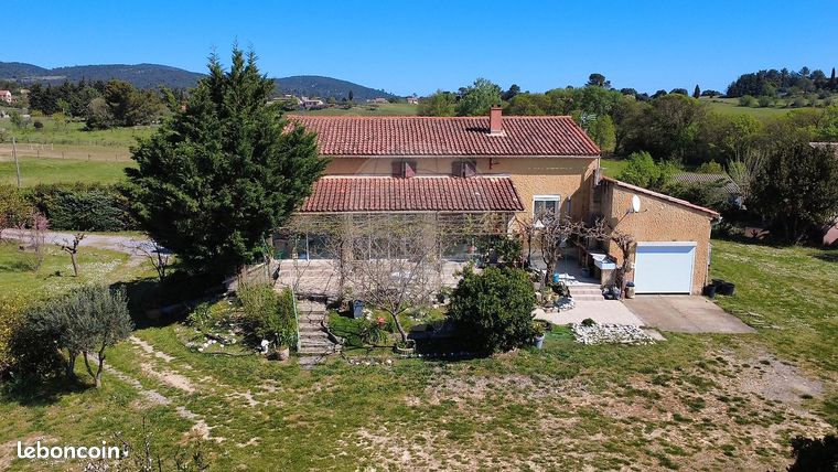 Maison 7 pièces 159 m²