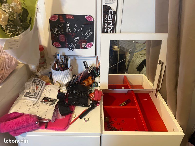 Coiffeuse (image 1)