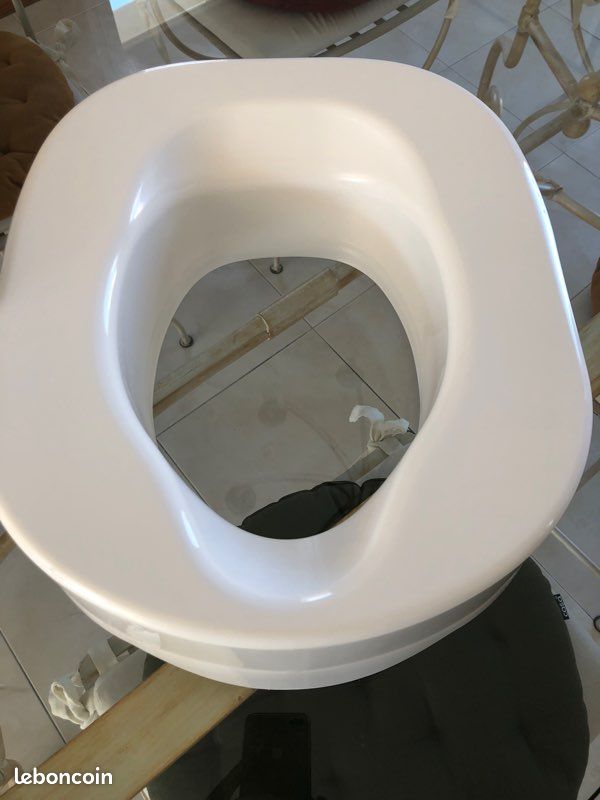 Réhausseur wc adulte (image 2)