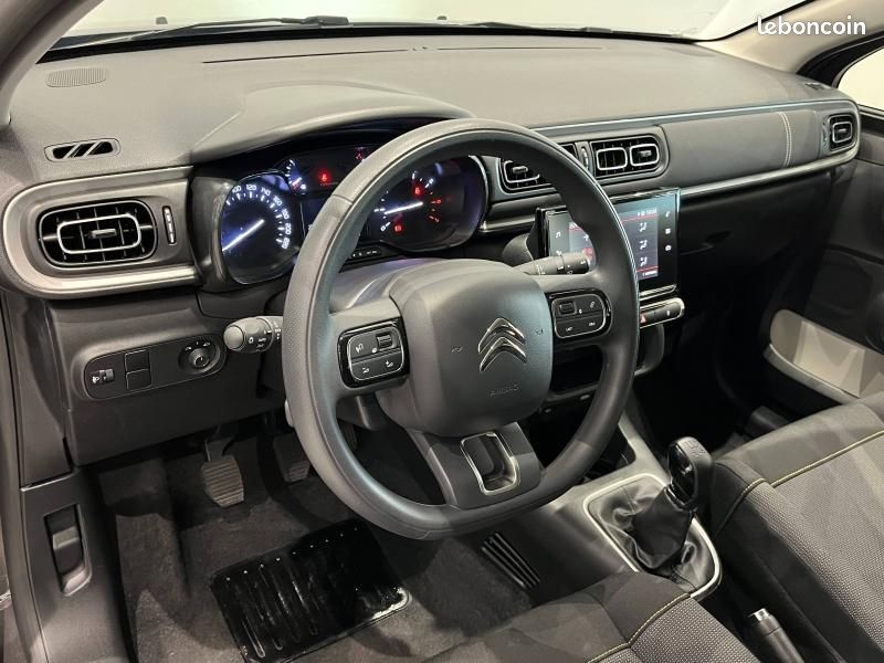 Citroen C3 Essence 83 C-Series GPS Radar Recul CarPlay Clim Auto 1ère main (image 30)