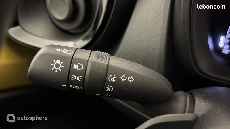 Toyota Aygo X 1.0 VVT-i 72ch Air Collection S-CVT MY23 (image 23)