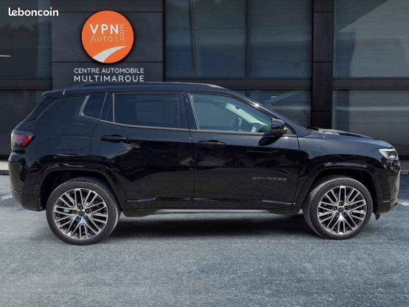 Jeep Compass 1.3 Turbo T4 240ch PHEV 4xe Summit AT6 eAWD (image 6)