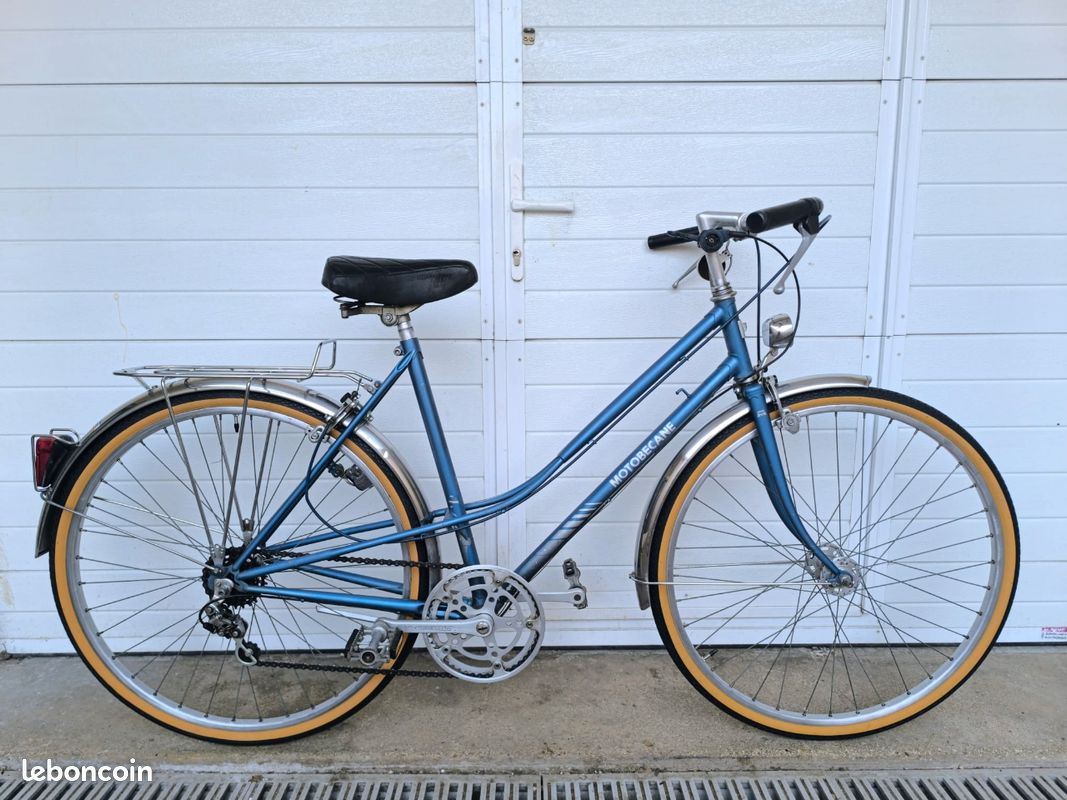 Plaque Vélo Vintage MOTOBECANE - Métal - Fabriquée En France