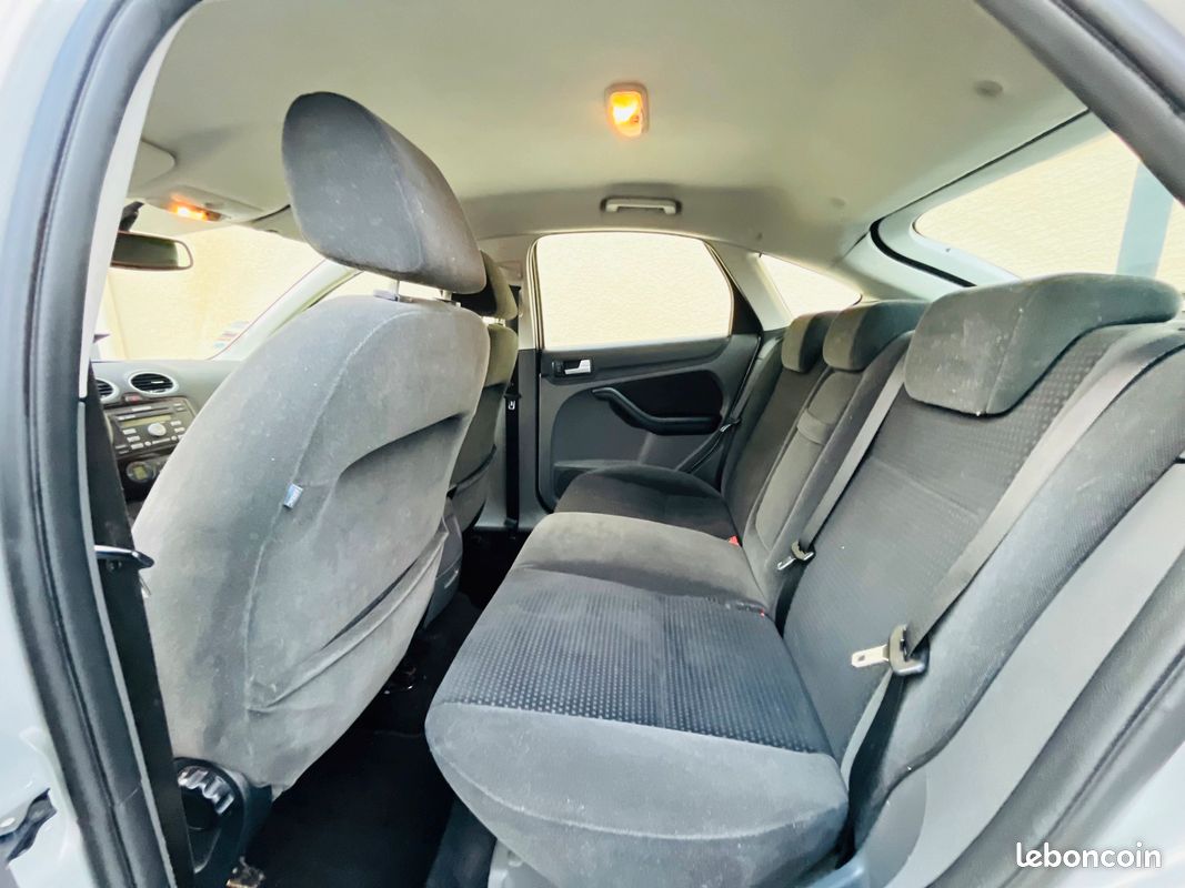 Ford Focus 2l tdci 136ch Ghia (image 5)