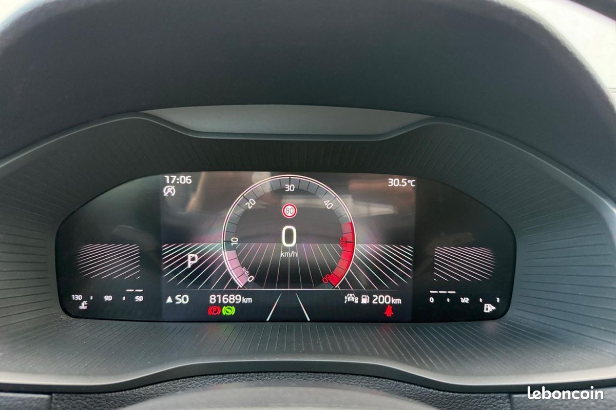 Skoda karoq 2.0 tdi scr 116 ambition dsg7 (image 30)