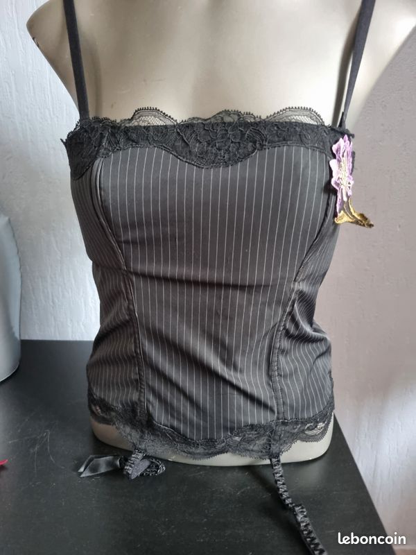 Guêpière avec porte jarretelle Lise charmel noire taille 2 neuve (image 1)