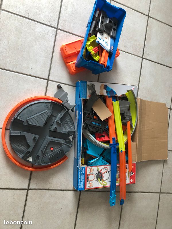 Circuit hot wheels (image 2)
