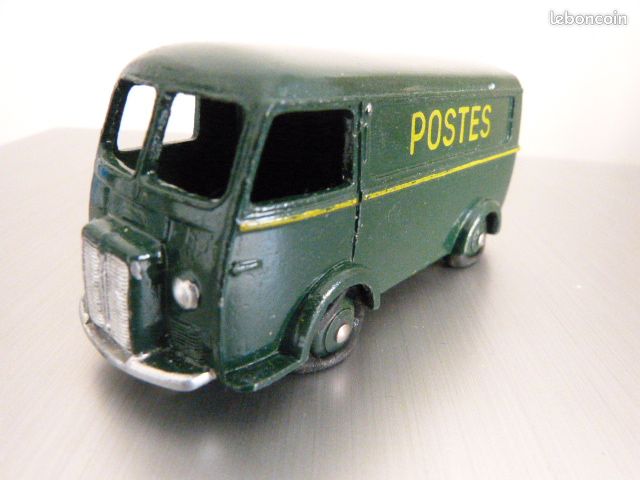 Miniature Dinky Toys PEUGEOT D3A - Collection