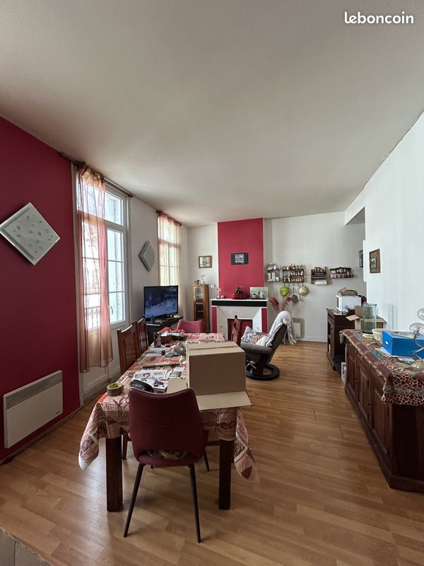 Appartement 3 pièces 57 m² · à Saintes · 57 m² · 561 €/mois