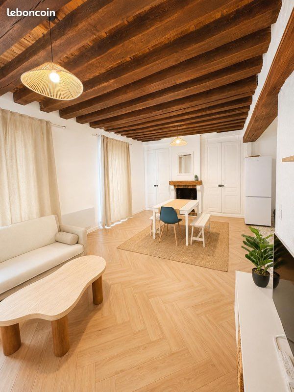 Appartement 2 pièces 55 m² · à Auxerre · 55 m² · 625 €