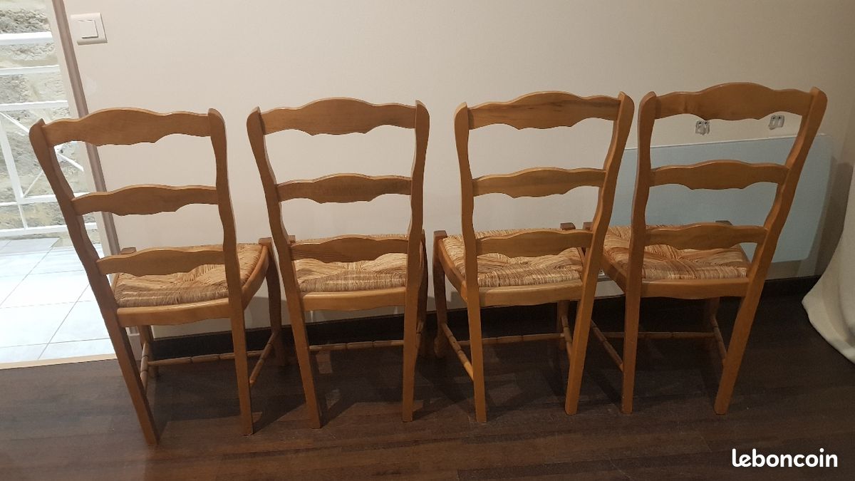Urgent. 4 chaises en hêtres (image 2)
