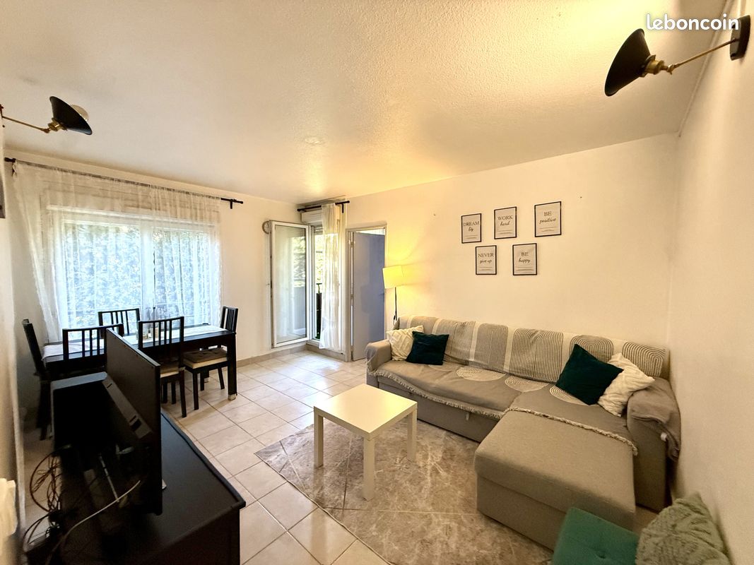 Appartement 3 pièces 55 m² · à Aulnay-sous-Bois · 55 m² · 122 000 €