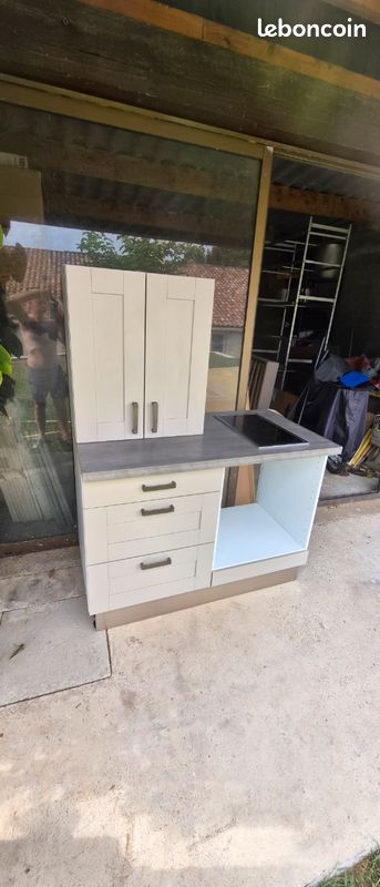 Kitchenette, meuble de cuisine avec table de cuisson (image 1)