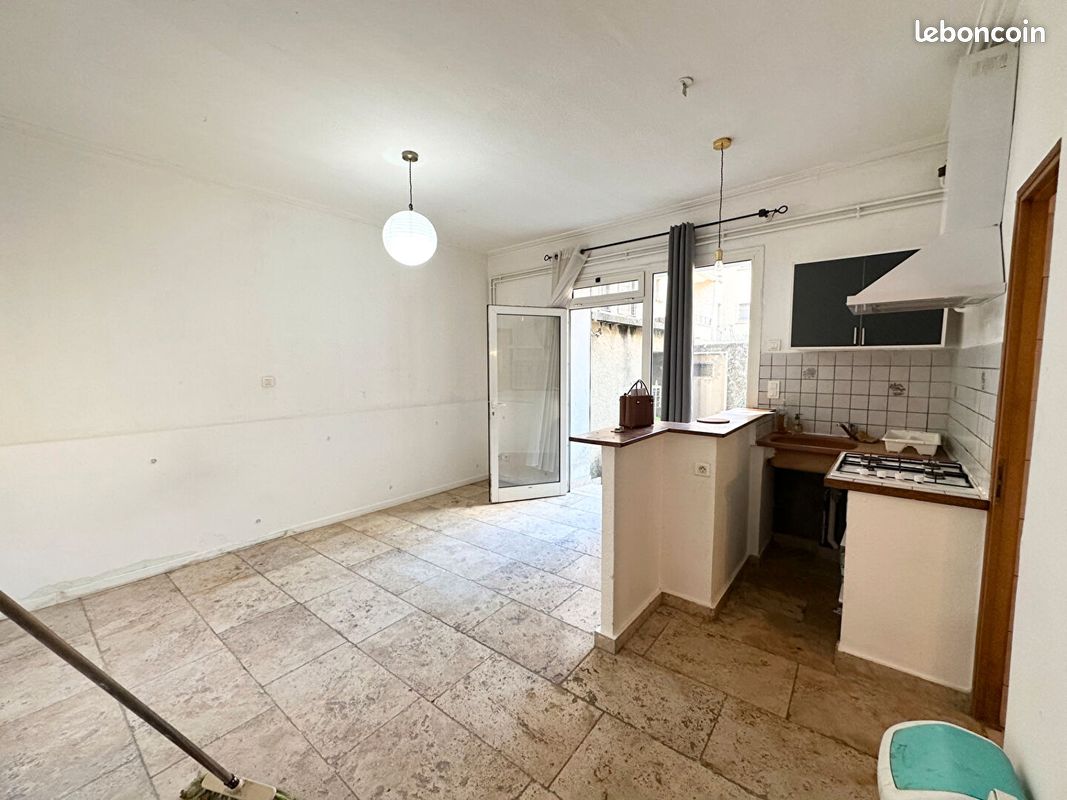 Immeuble 12 pièces 250 m² (image 12)