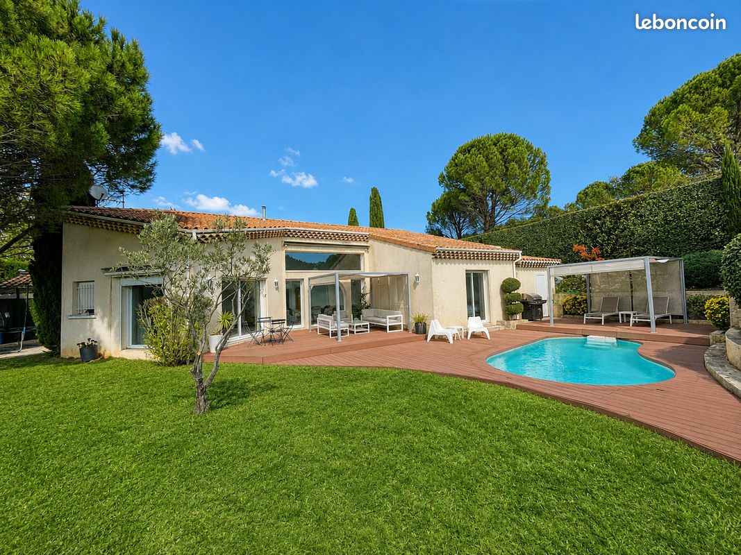 Maison 7 pièces 173 m² · à Rochefort-en-Valdaine · 173 m² · 459 000 €