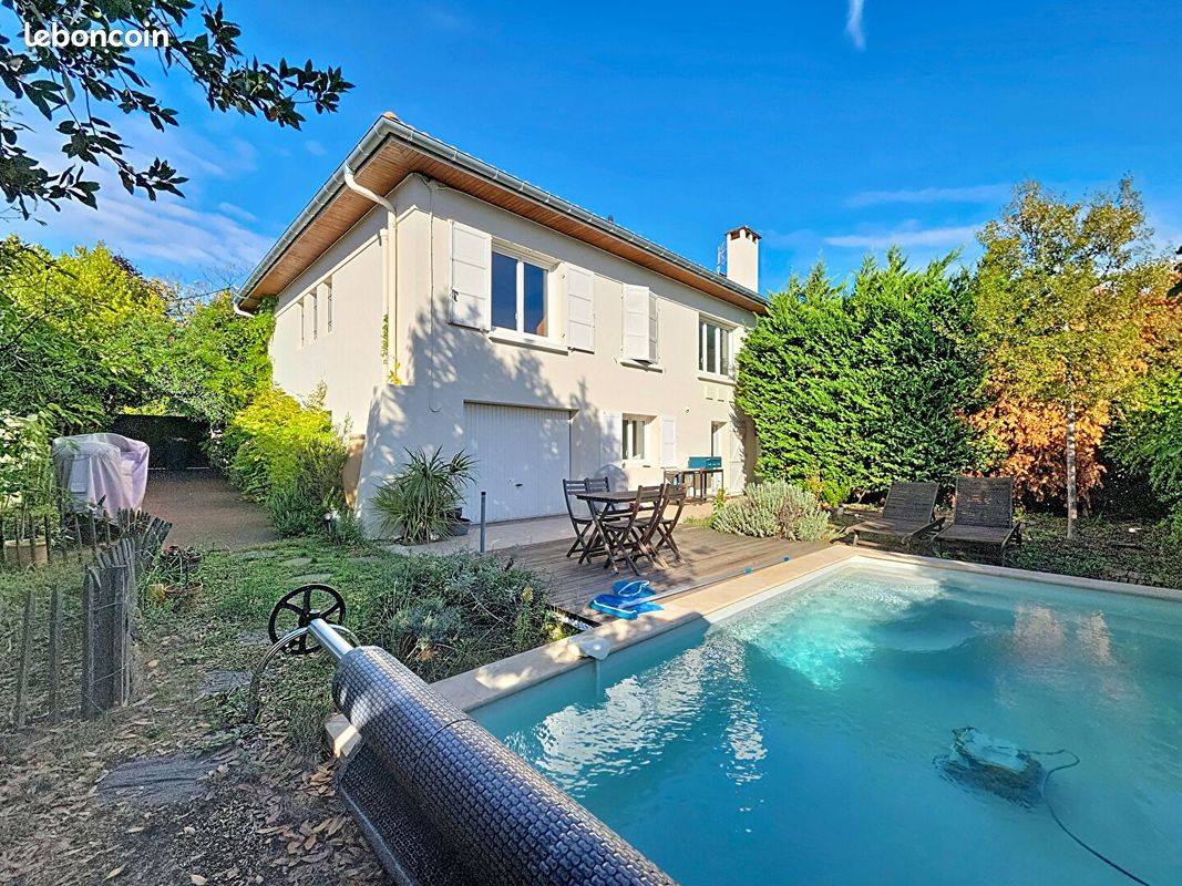 Maison 7 pièces 149 m² · à Pessac · 149 m² · 599 000 €