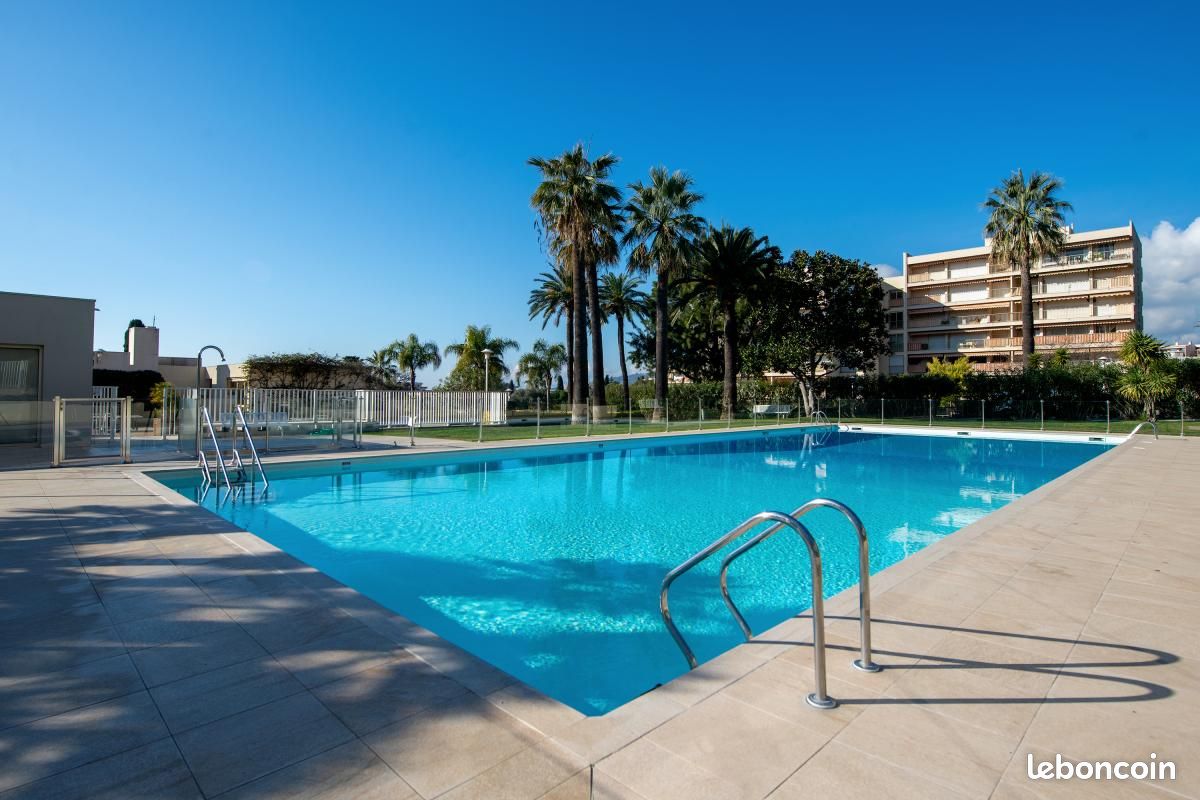 Appartement 4 pièces 77 m² · à Antibes · 77 m² · 465 000 €