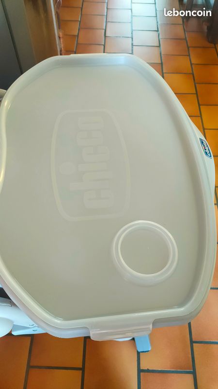 Chaise haute (image 7)