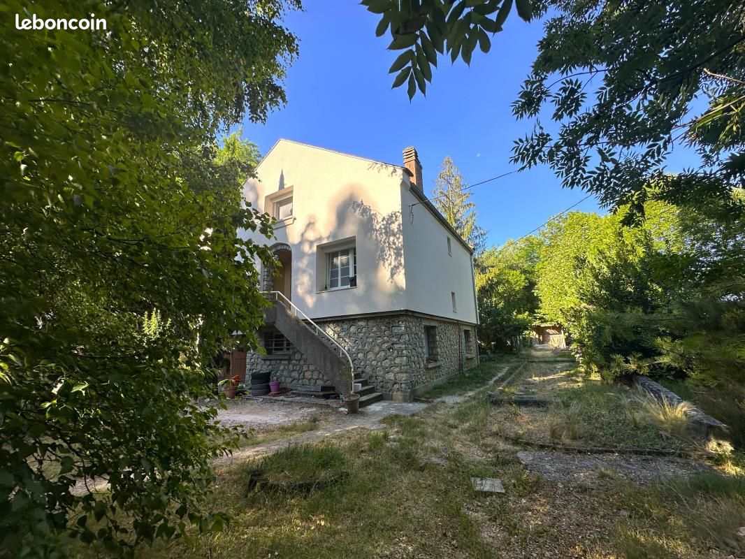 Maison 5 pièces 138 m² · à Rochefort-Samson · 138 m² · 348 000 €