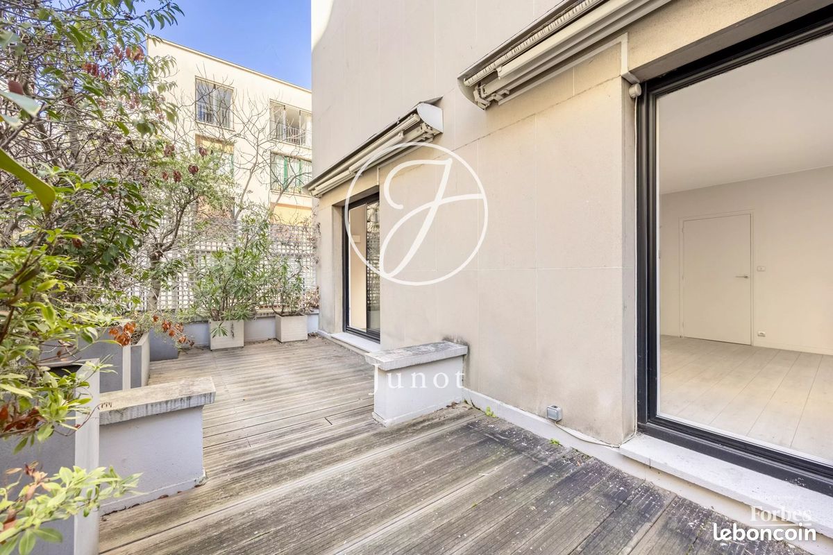 Appartement 3 pièces 68 m² · à Paris · 68 m² · 790 000 €