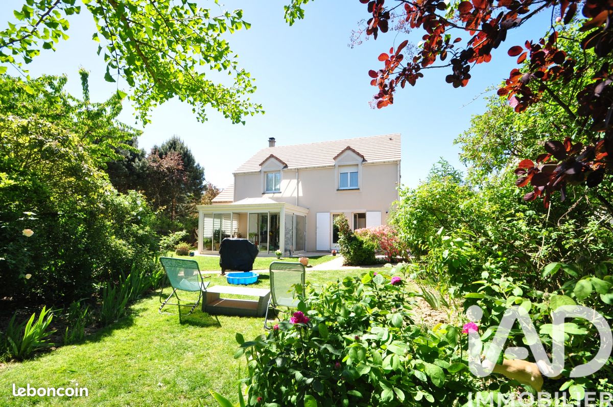 Maison 6 pièces 140 m² · à Montévrain · 140 m² · 549 000 €