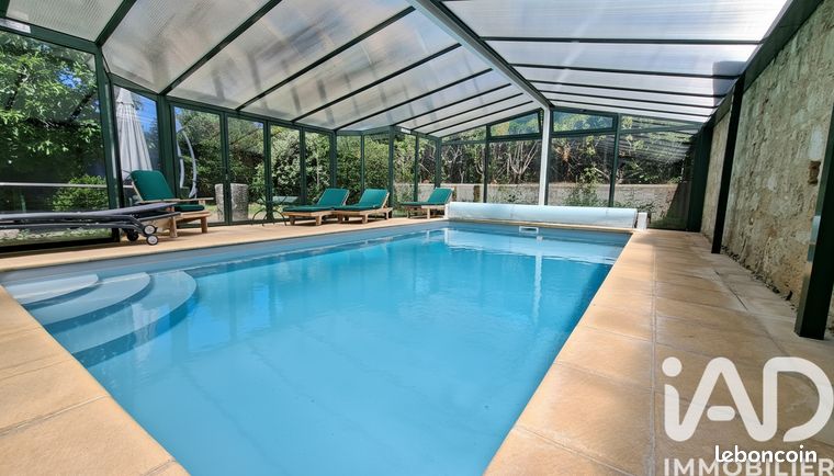 Propriété 6 pièces 193 m²