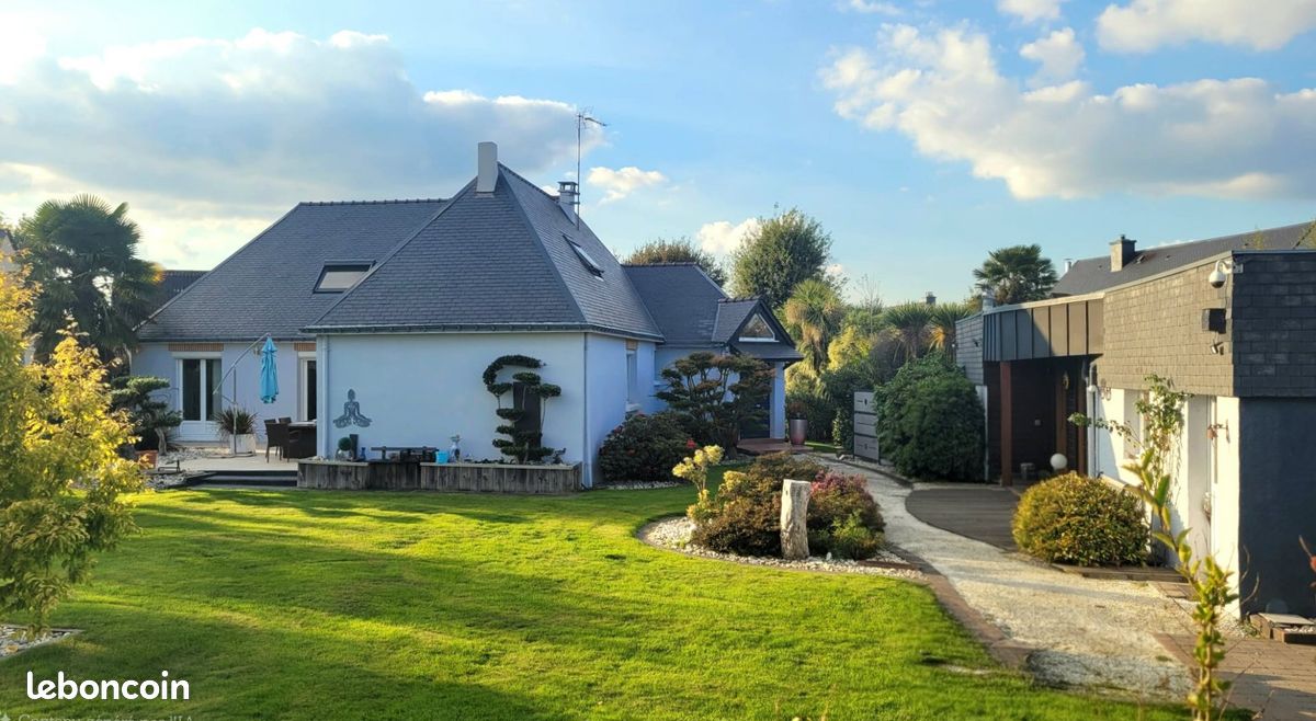 Maison 7 pièces 171 m² · à Ploeren · 171 m² · 590 500 €