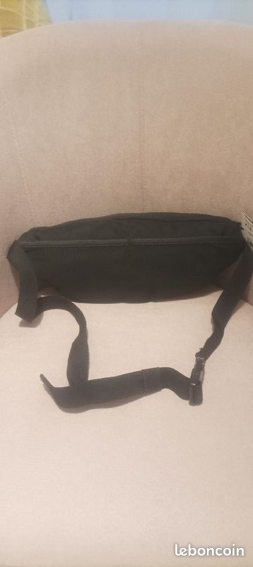 Sac banane neuf be M: ellesse (image 1)