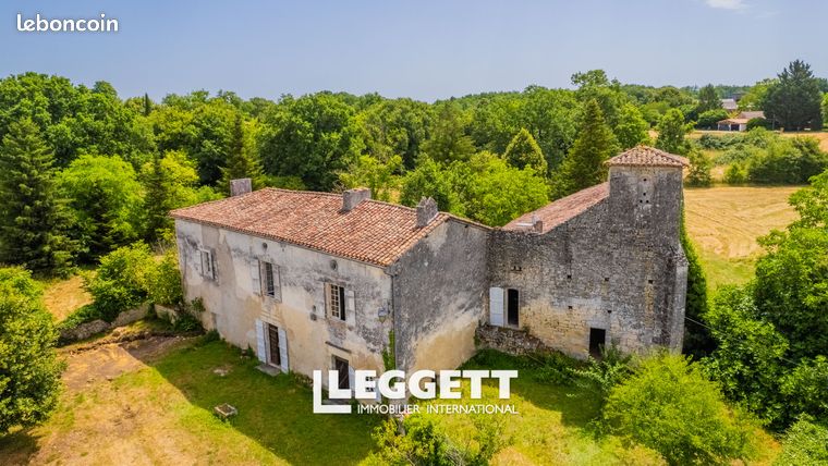 Maison 6 pièces 288 m²